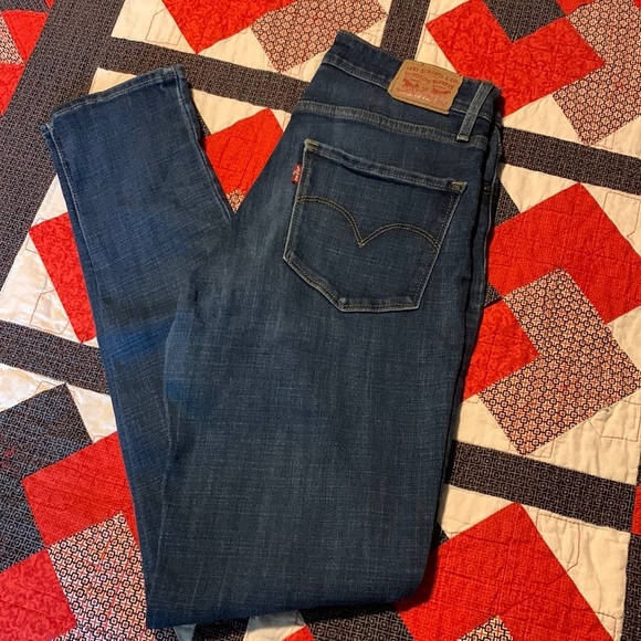 Denim - Levi’s - 721 High Rise Skinny​